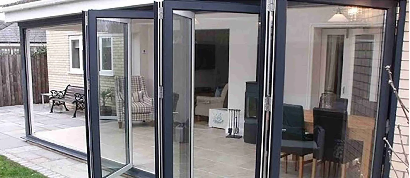 aluminum-folding-door